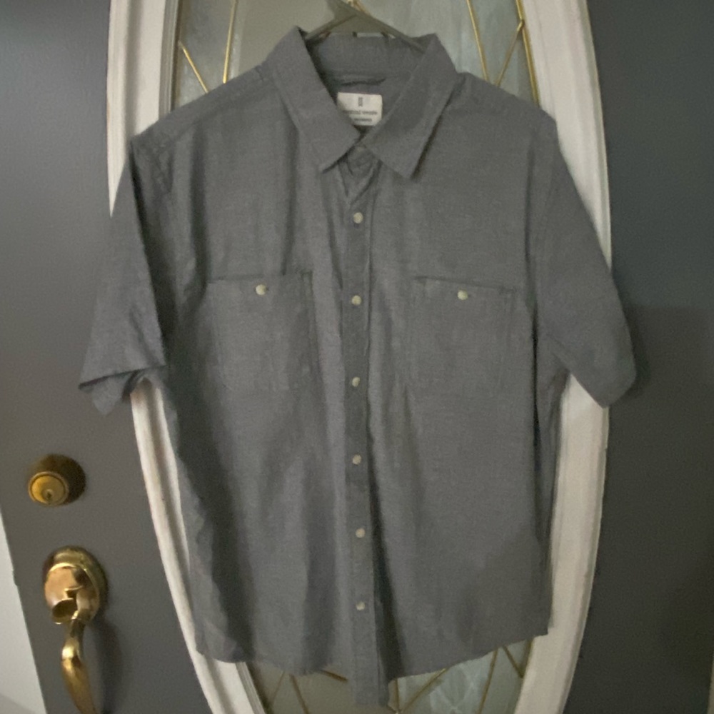Mutual weave Men’s button down gray shirt, NWOT